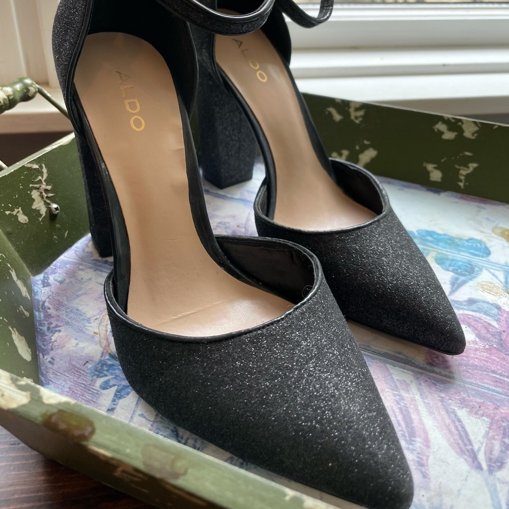 NWT Aldo Sparkle Heels, Size 8